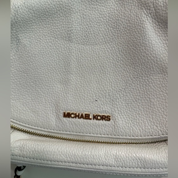 MICHAEL KORS Bedford Medium Pebbled Leather Convertible Flap Shoulder Bag - Picture 8 of 10